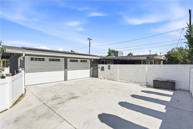 1816 E Santa Ana, Anaheim, CA 92805