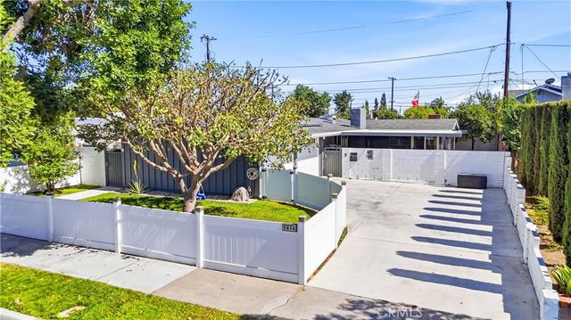 1816 E Santa Ana, Anaheim, CA 92805