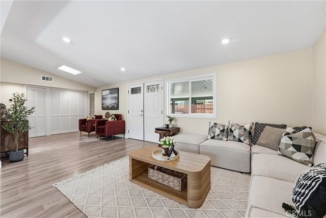 1816 E Santa Ana, Anaheim, CA 92805