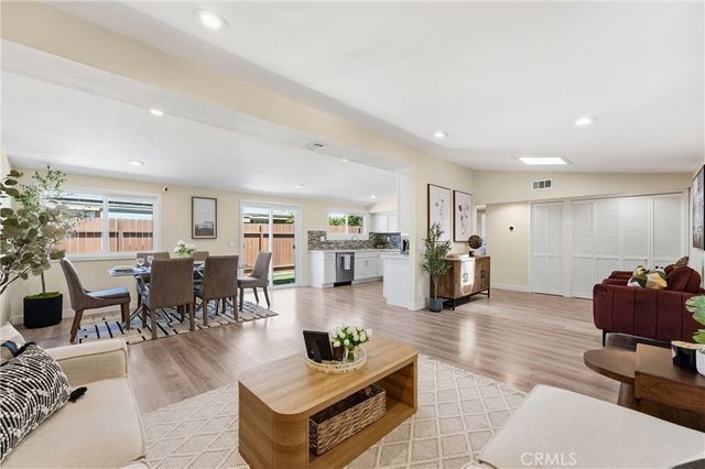 1816 E Santa Ana, Anaheim, CA 92805