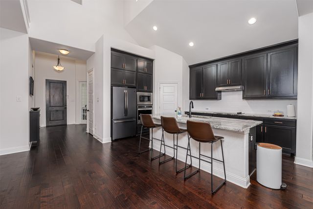 279 Moonshadow Drive, Waxahachie, TX 75165