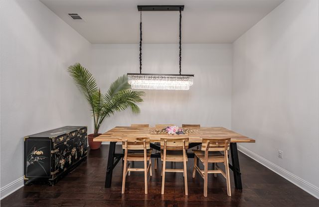 279 Moonshadow Drive, Waxahachie, TX 75165