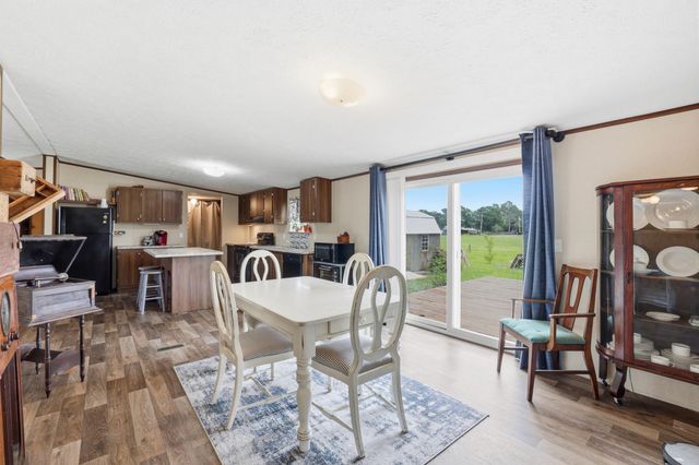 515 Blakefield Dr, Schriever, LA 70395