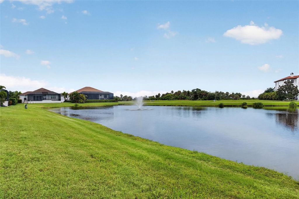 Image 32 of property listing at 5504 TITLE ROW DRIVE, Bradenton, FL 34210
