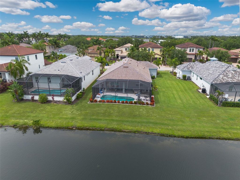 Image 34 of property listing at 5504 TITLE ROW DRIVE, Bradenton, FL 34210
