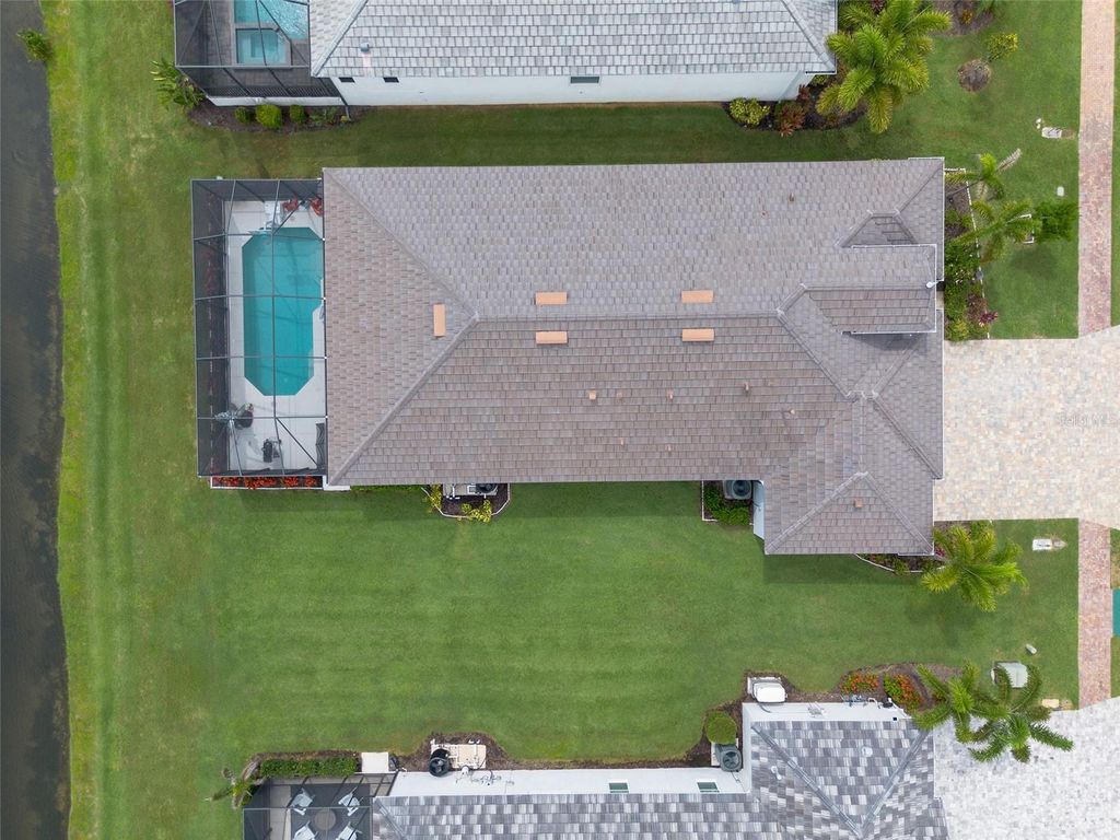 Image 35 of property listing at 5504 TITLE ROW DRIVE, Bradenton, FL 34210
