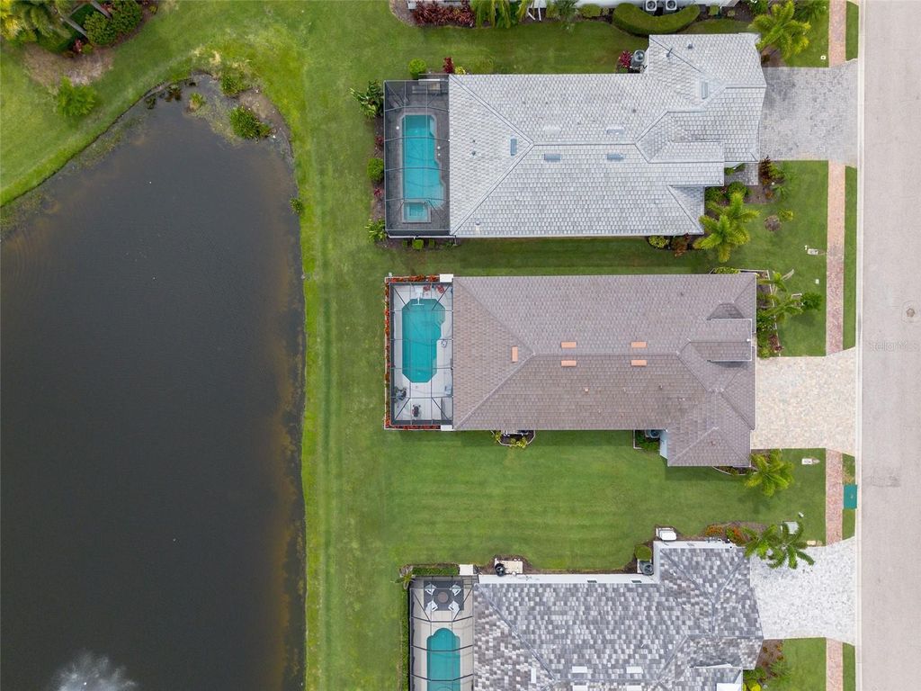 Image 36 of property listing at 5504 TITLE ROW DRIVE, Bradenton, FL 34210