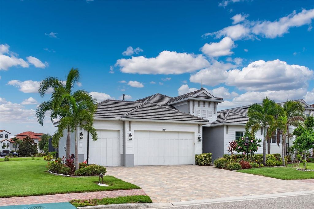 Image 7 of property listing at 5504 TITLE ROW DRIVE, Bradenton, FL 34210