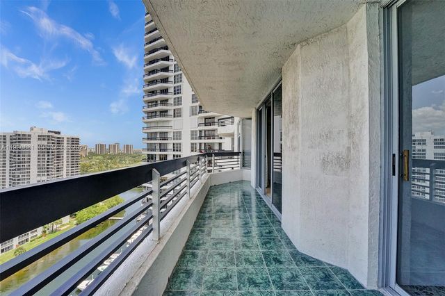 3530 Mystic Pointe Dr 2002, Aventura, FL 33180