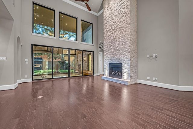 4719 Waring Street, Houston, TX 77027