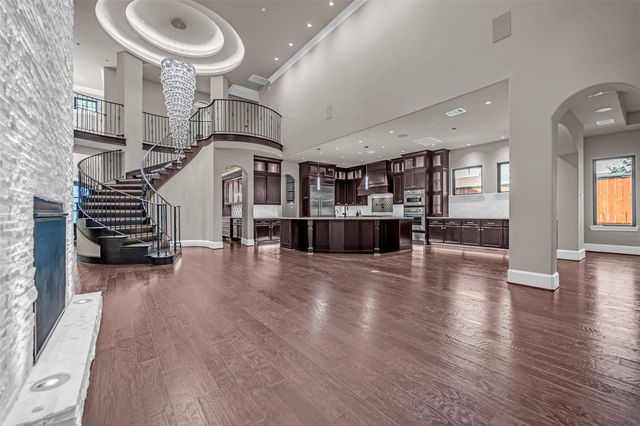 4719 Waring Street, Houston, TX 77027