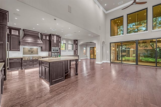 4719 Waring Street, Houston, TX 77027