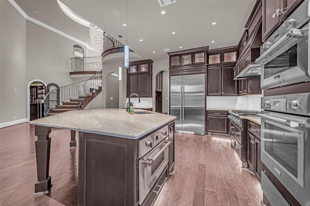 4719 Waring Street, Houston, TX 77027