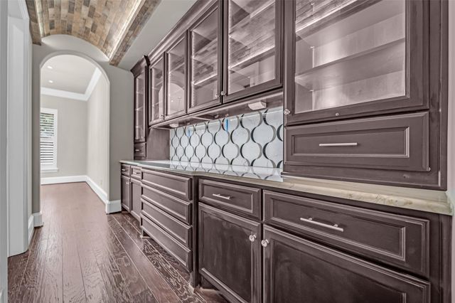 4719 Waring Street, Houston, TX 77027