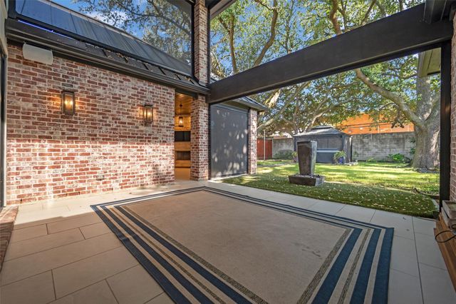 4719 Waring Street, Houston, TX 77027