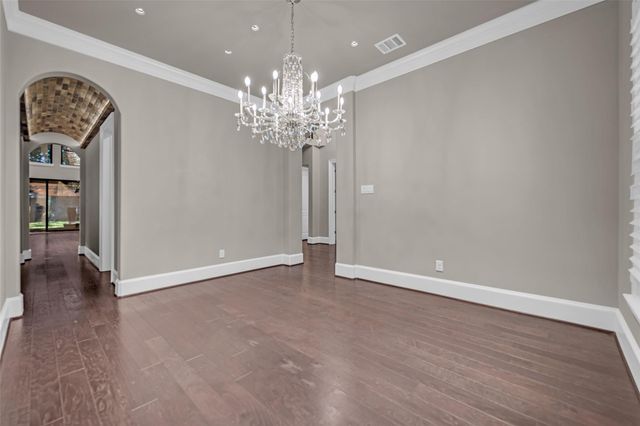 4719 Waring Street, Houston, TX 77027