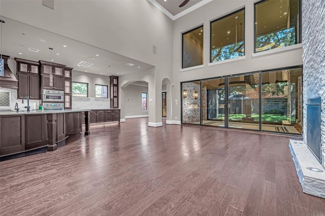 4719 Waring Street, Houston, TX 77027
