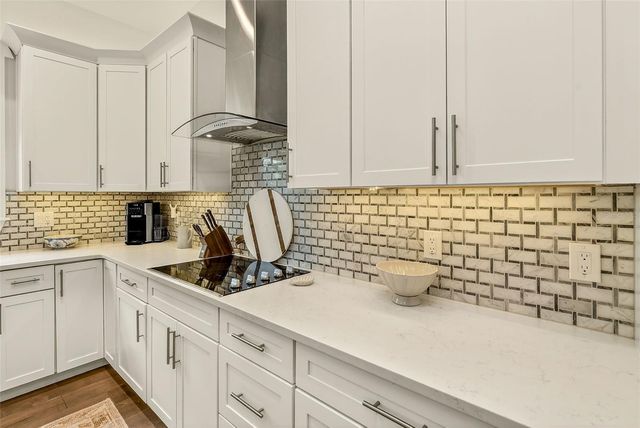 3311 W WISCONSIN AVENUE, Tampa, FL 33611