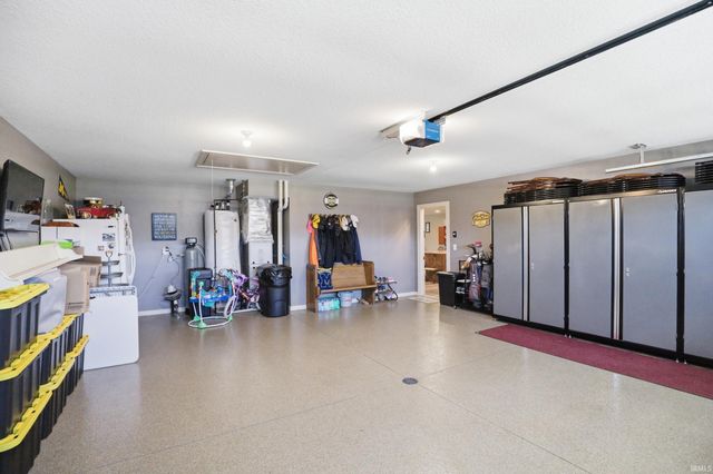 1601 Birch Run, Auburn, IN 46706