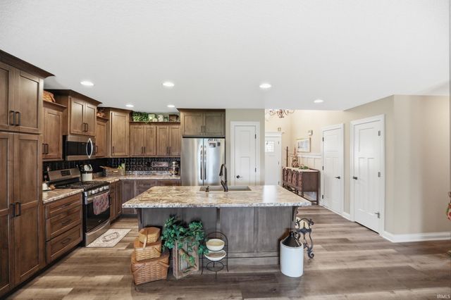1601 Birch Run, Auburn, IN 46706