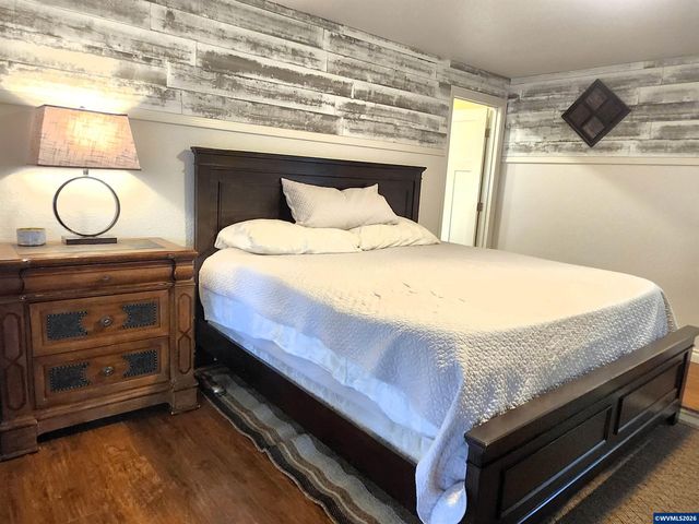 1387 Windsong Ct NW, Salem, OR 97304