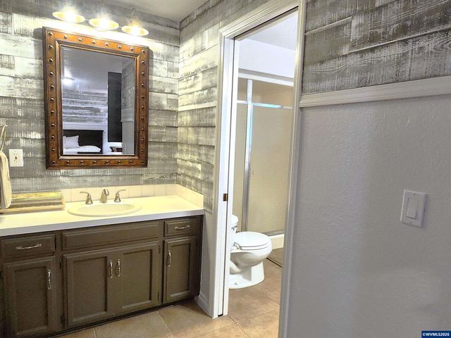 1387 Windsong Ct NW, Salem, OR 97304