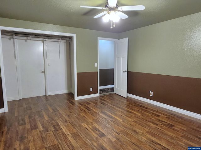 1387 Windsong Ct NW, Salem, OR 97304