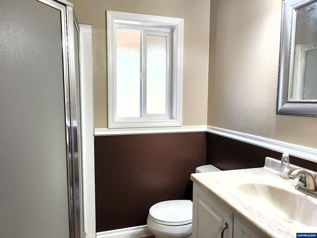 1387 Windsong Ct NW, Salem, OR 97304