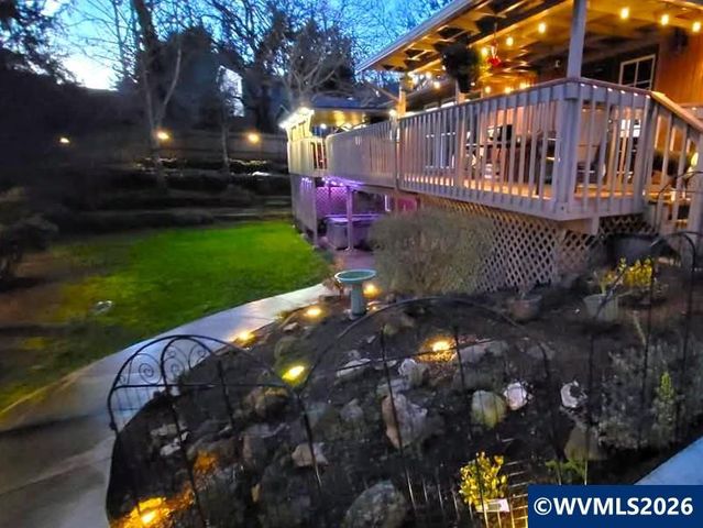 1387 Windsong Ct NW, Salem, OR 97304