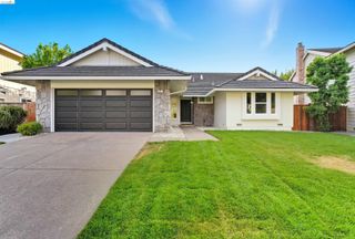 11 Paddock ct, Pleasant Hill, CA 94523