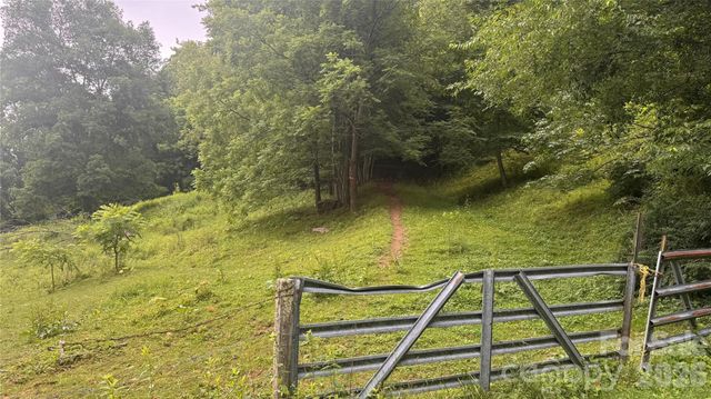00000 Soco Road, Maggie Valley, NC 28751