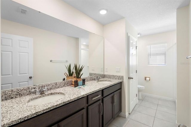 2092 FLEMING MIST PLACE, Kissimmee, FL 34747