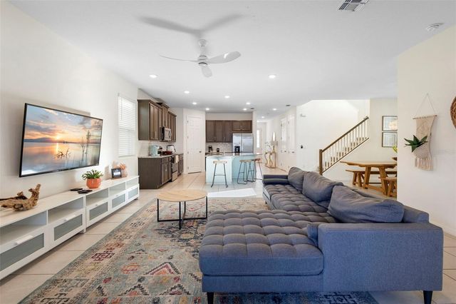 2092 FLEMING MIST PLACE, Kissimmee, FL 34747