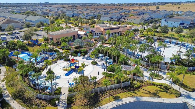 2092 FLEMING MIST PLACE, Kissimmee, FL 34747