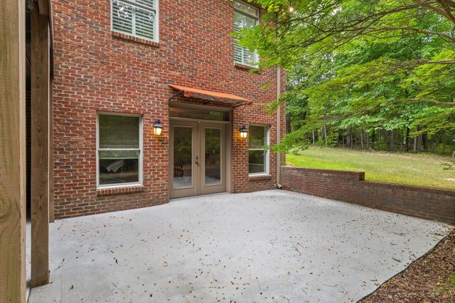 2506 Bristlecone Lane, Signal Mountain, TN 37377