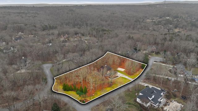 2506 Bristlecone Lane, Signal Mountain, TN 37377