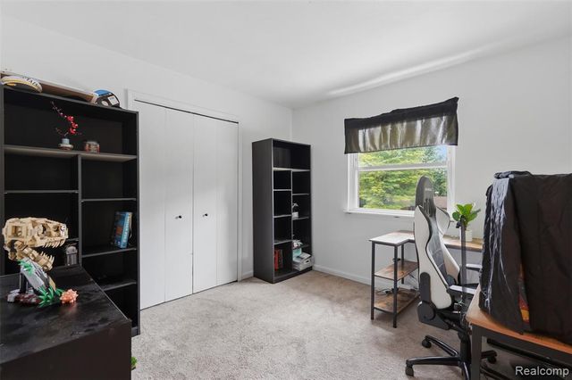5233 Van Winkle Street, Brighton, MI 48116