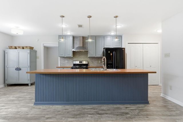 1315 HELEN Court, Bryant, AR 72022