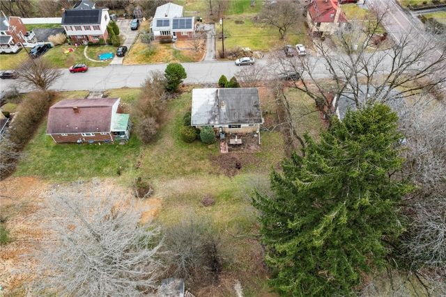 172 E Wedgewood Drive, Ross Twp, PA 15229