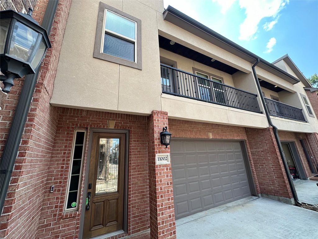 11002 Upland Forest Drive, Houston, TX 77043