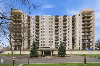 190 S Wood Dale Road 806, Wood Dale, IL 60191