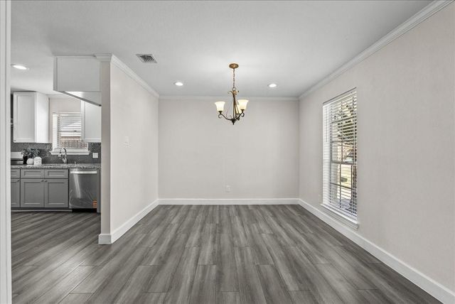 15514 Diana Lane, Houston, TX 77062