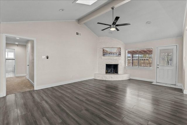 15514 Diana Lane, Houston, TX 77062