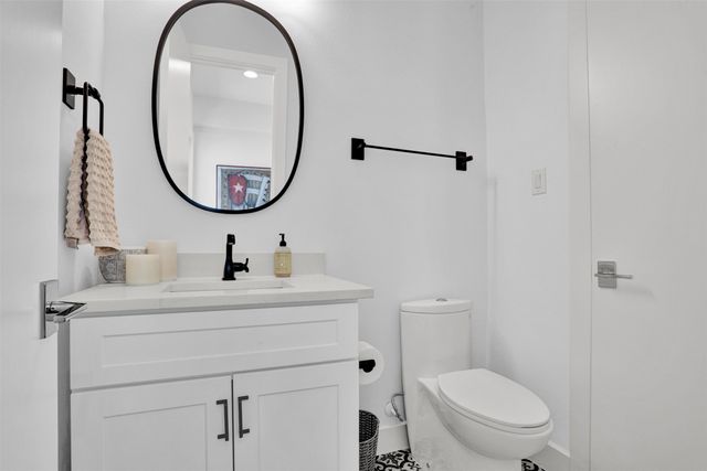 13001 Hutton Drive 10, Farmers Branch, TX 75234