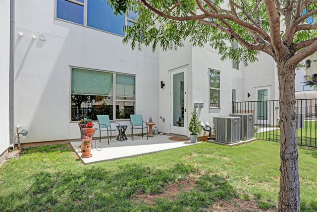 13001 Hutton Drive 10, Farmers Branch, TX 75234