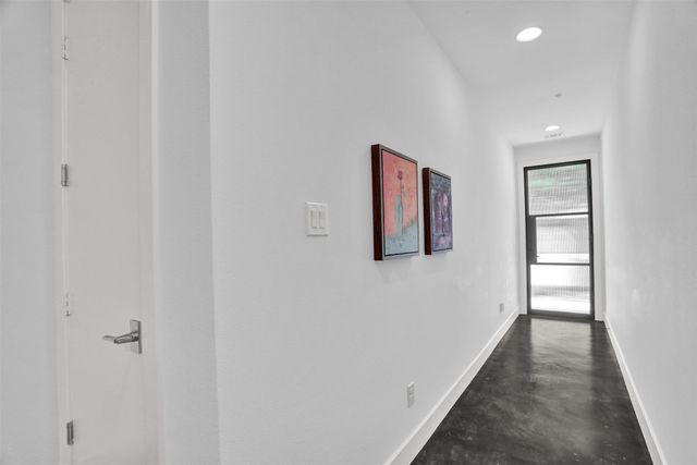 13001 Hutton Drive 10, Farmers Branch, TX 75234