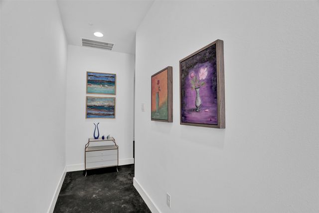13001 Hutton Drive 10, Farmers Branch, TX 75234