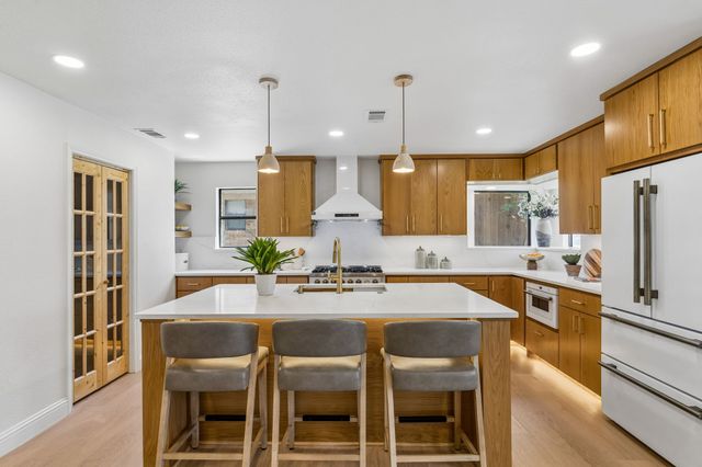 6403 Genstar Lane, Dallas, TX 75252