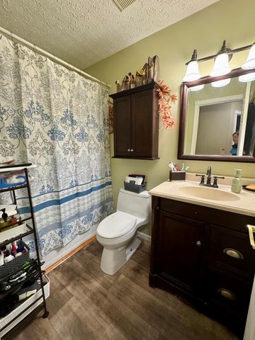 4041 Garrard Drive, Obetz, OH 43207