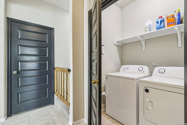 2505 DINO DR, Seguin, TX 78155